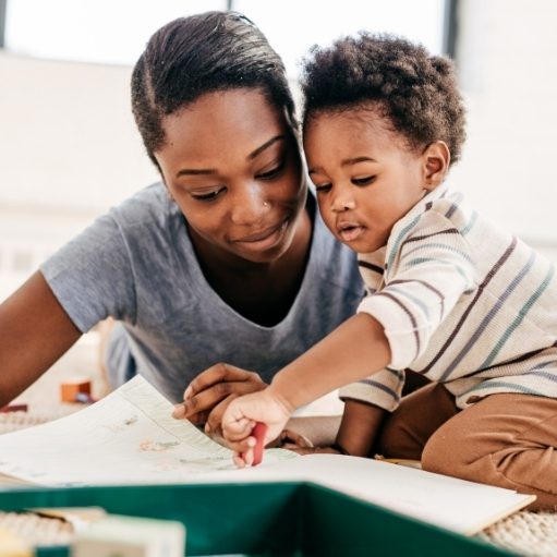 Mom talking about toddler feeding schedule to child to help picky eating