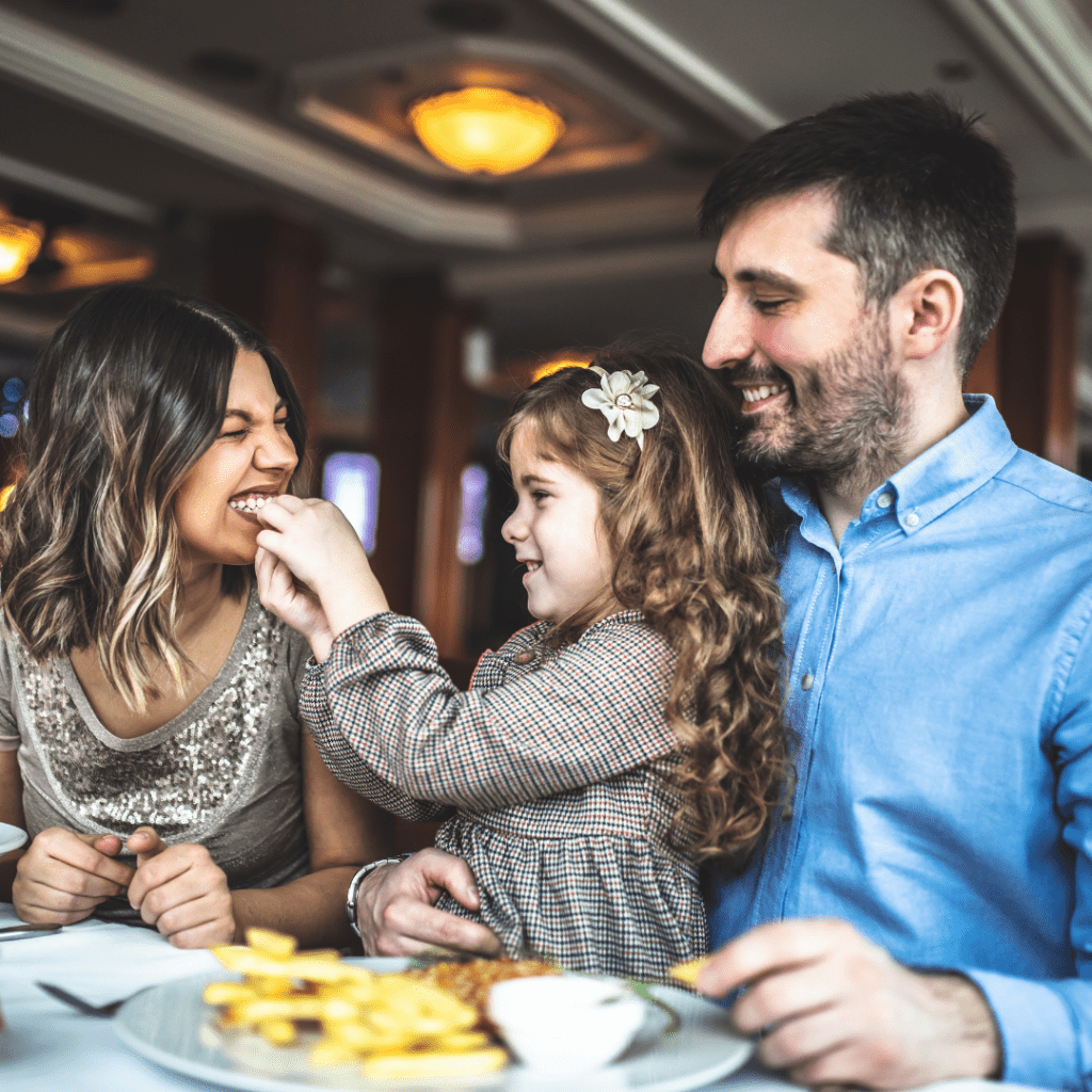 picky eater toddlers at a restaurant