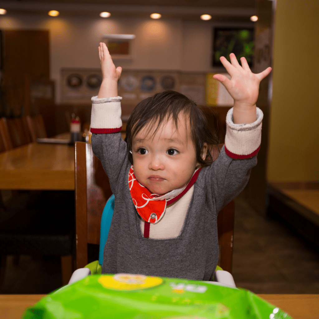 safety while eating out with toddlers